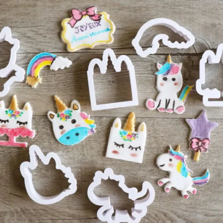 Cerf Dellier Découpoirs licorne assortis (x 8) Outlet