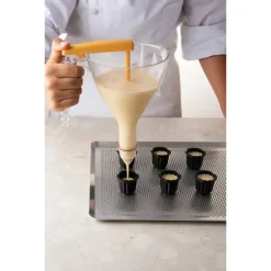 Cerf Dellier Entonnoir gradué à piston copolyester transparent avec support et 1 douille - 0,75 L New