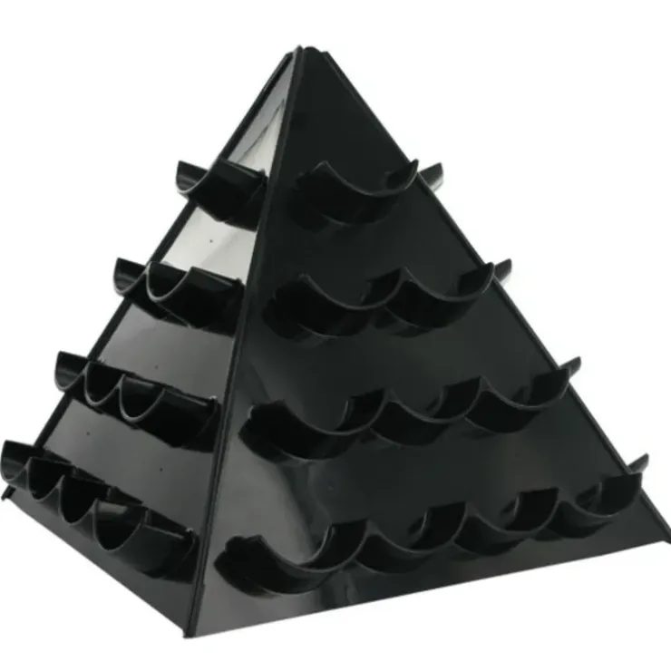 Cerf Dellier Pyramide à macarons noire Hot